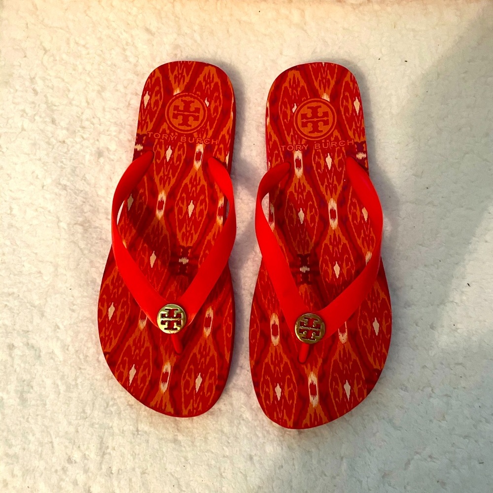 Tory Burch Flip Flops!!